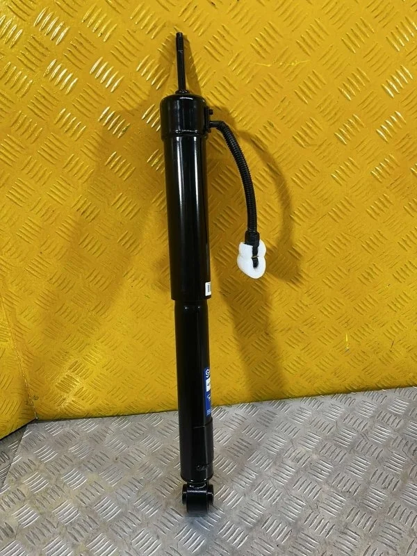 Амортизатор задний Toyota Land Cruiser Prado 120 (2002-2009) 2003 4853069485