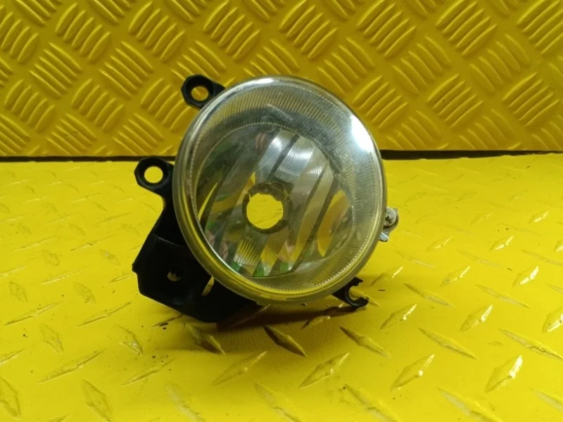 Фара противотуманная левая Toyota Land Cruiser Prado 150 (2009-2023) 2014 8122048051 3.0 D 1KDFTV