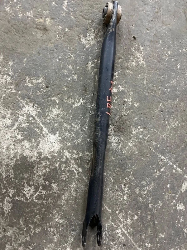 Рычаг задний левый Land Rover Freelander Ii (2006-2014) 2012 LR002576 2.2 D 224DT