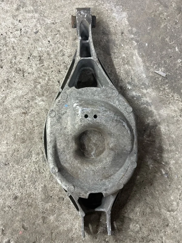 Рычаг задний левый Infiniti Fx 30D ( 2002-2013) 2012 551B01BA0A 3.0 D V9X