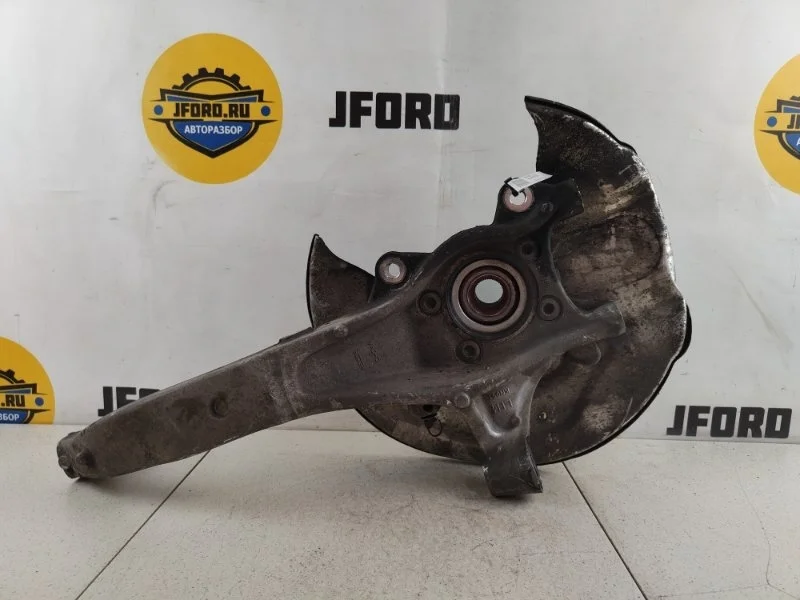 Кулак поворотный Volvo XC90 2017 L_A4