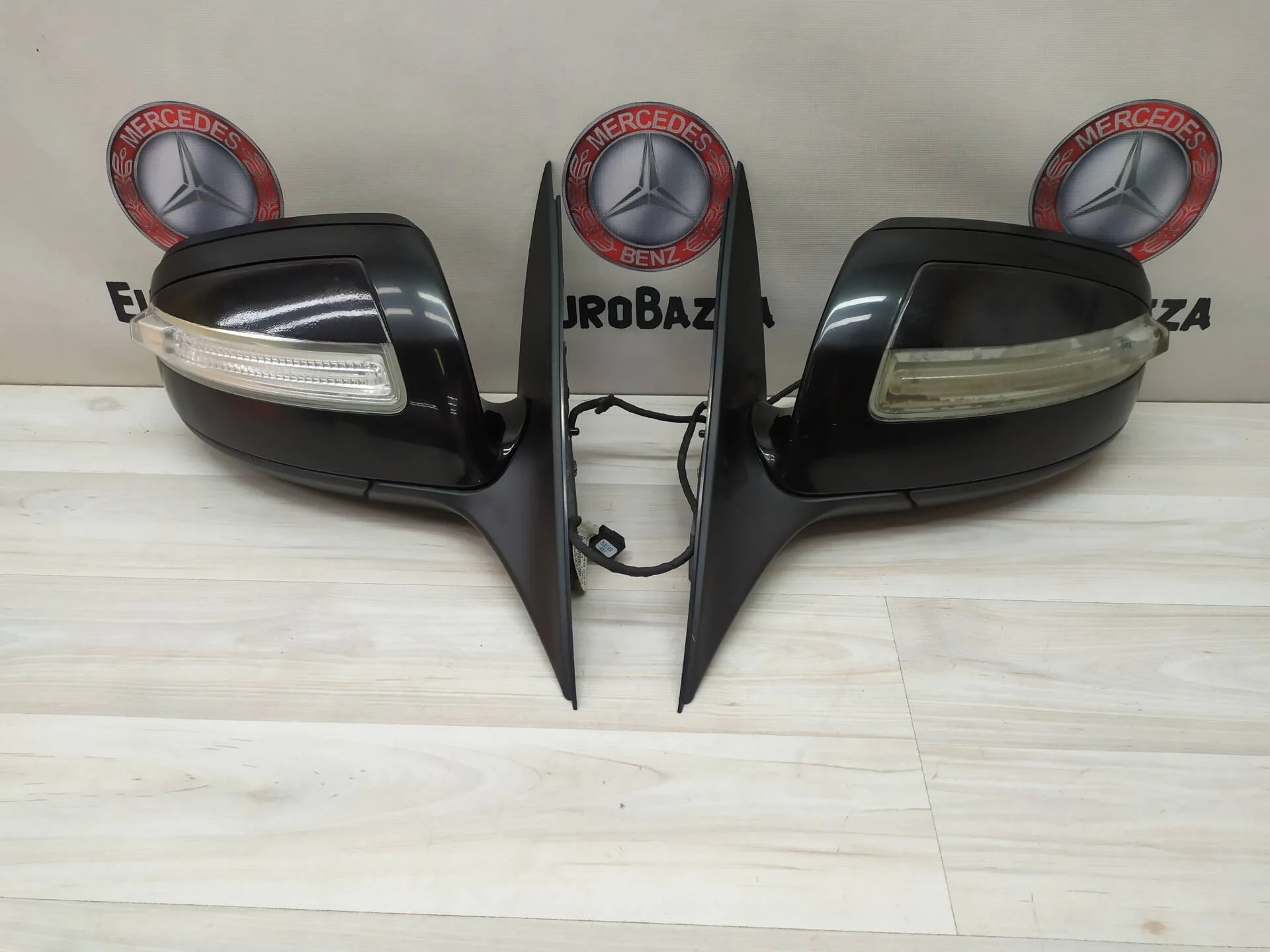 Зеркало заднего вида Mercedes W204