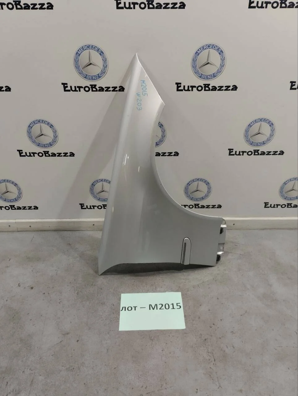 Крыло переднее правое Mercedes W203 Conversion