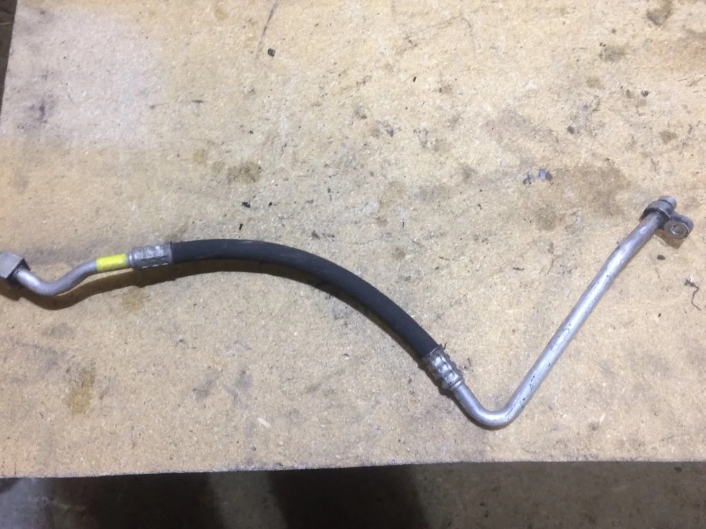 Трубка кондиционера Nissan Pathfinder R51