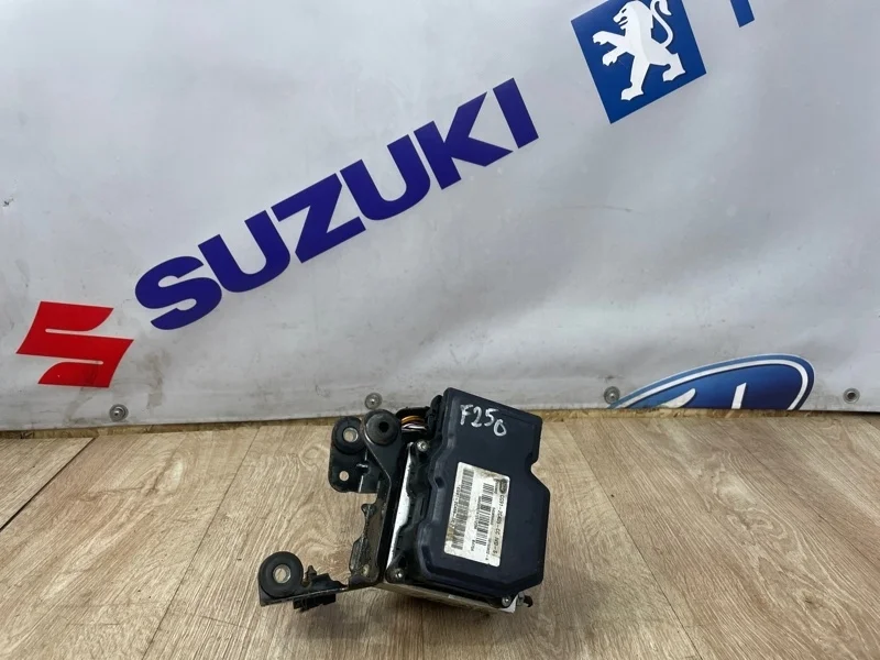 Блок abs FORD -Max 2013