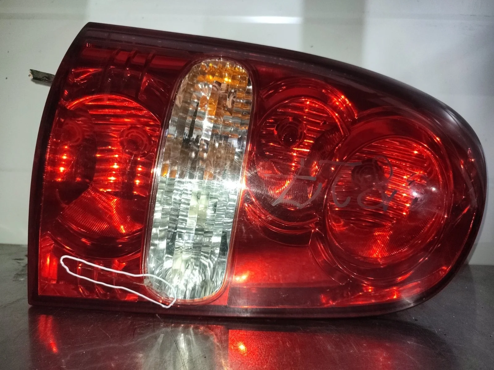 Фонарь SsangYong Rexton 2012 Y250