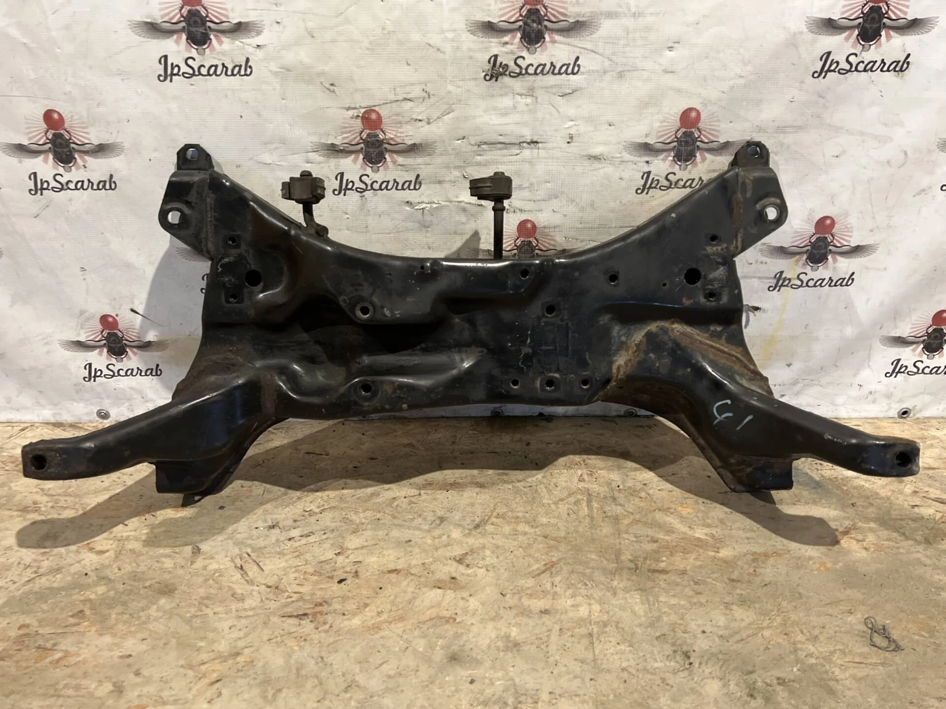 Подрамник двигателя Mitsubishi Lancer 9 CS