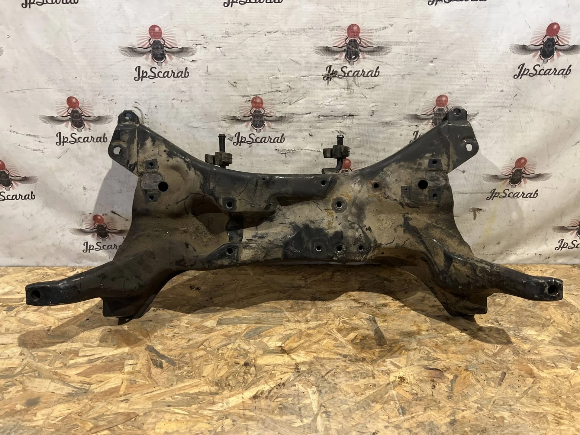 Подрамник двигателя Mitsubishi Outlander CU