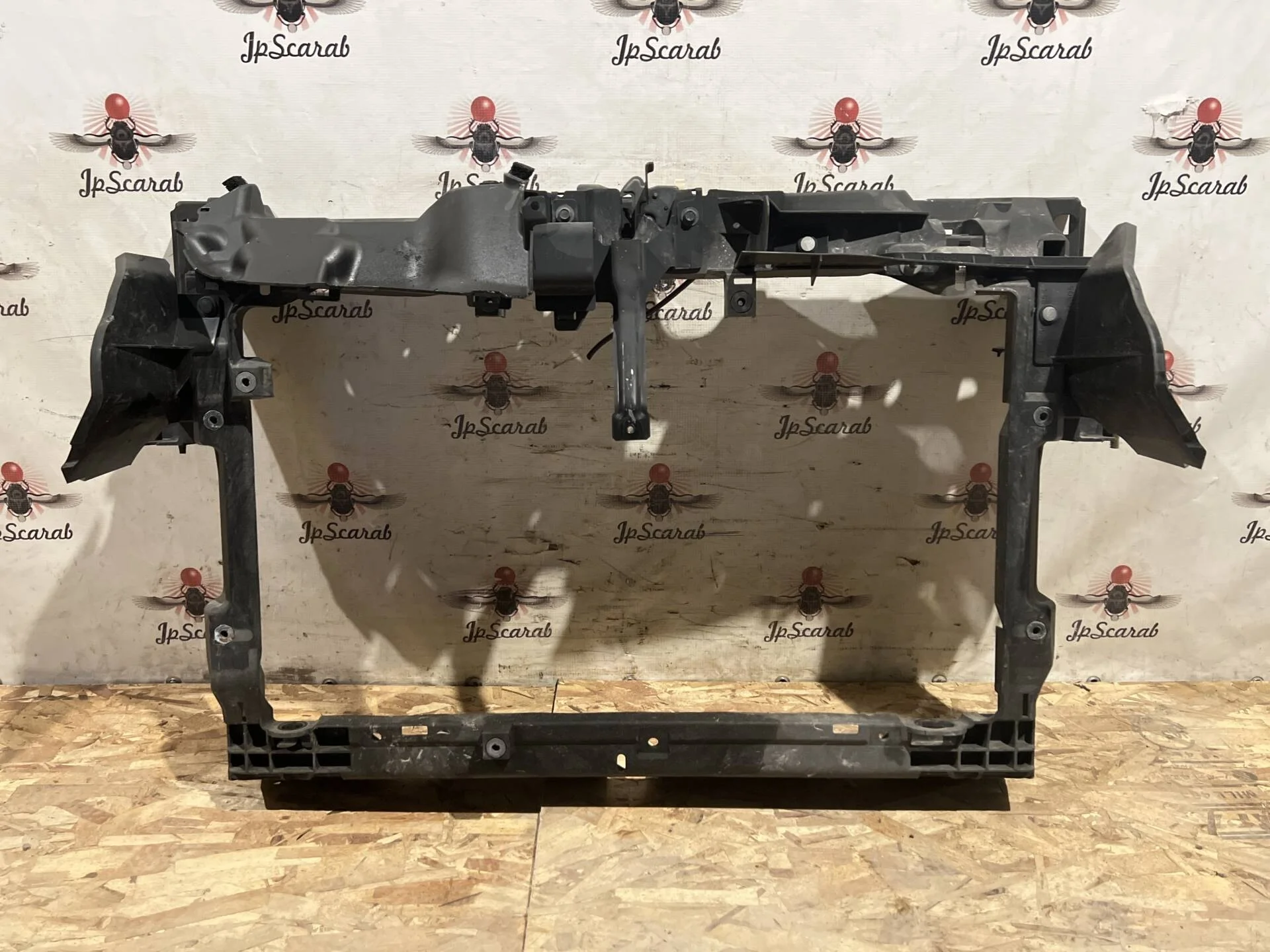 Панель передняя (телевизор) Mazda CX-7 ER