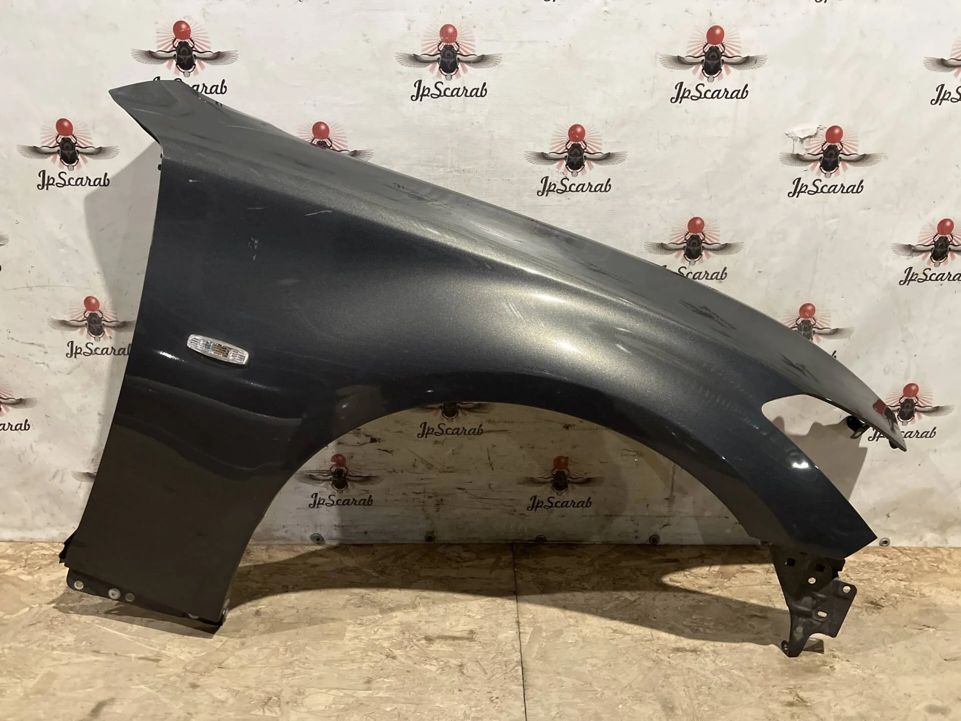 Крыло переднее правое Infiniti M37, Q70 Y51