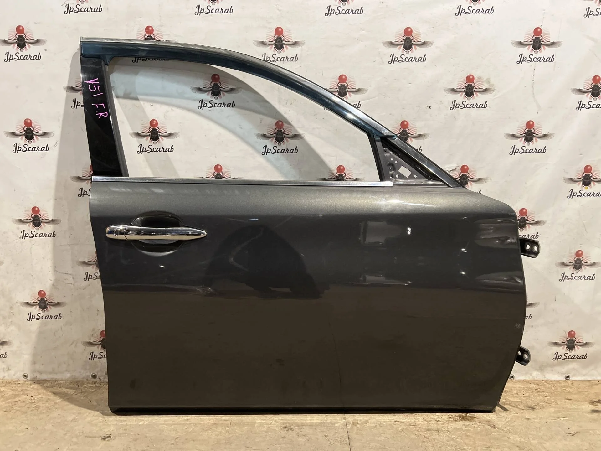 Дверь передняя правая Infiniti M37, Q70 Y51