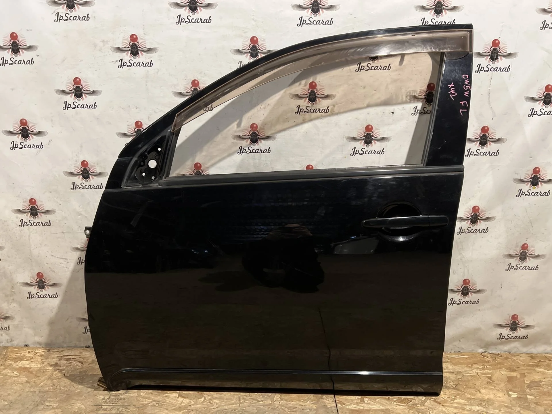 Дверь передняя левая Mitsubishi Outlander XL CW5W