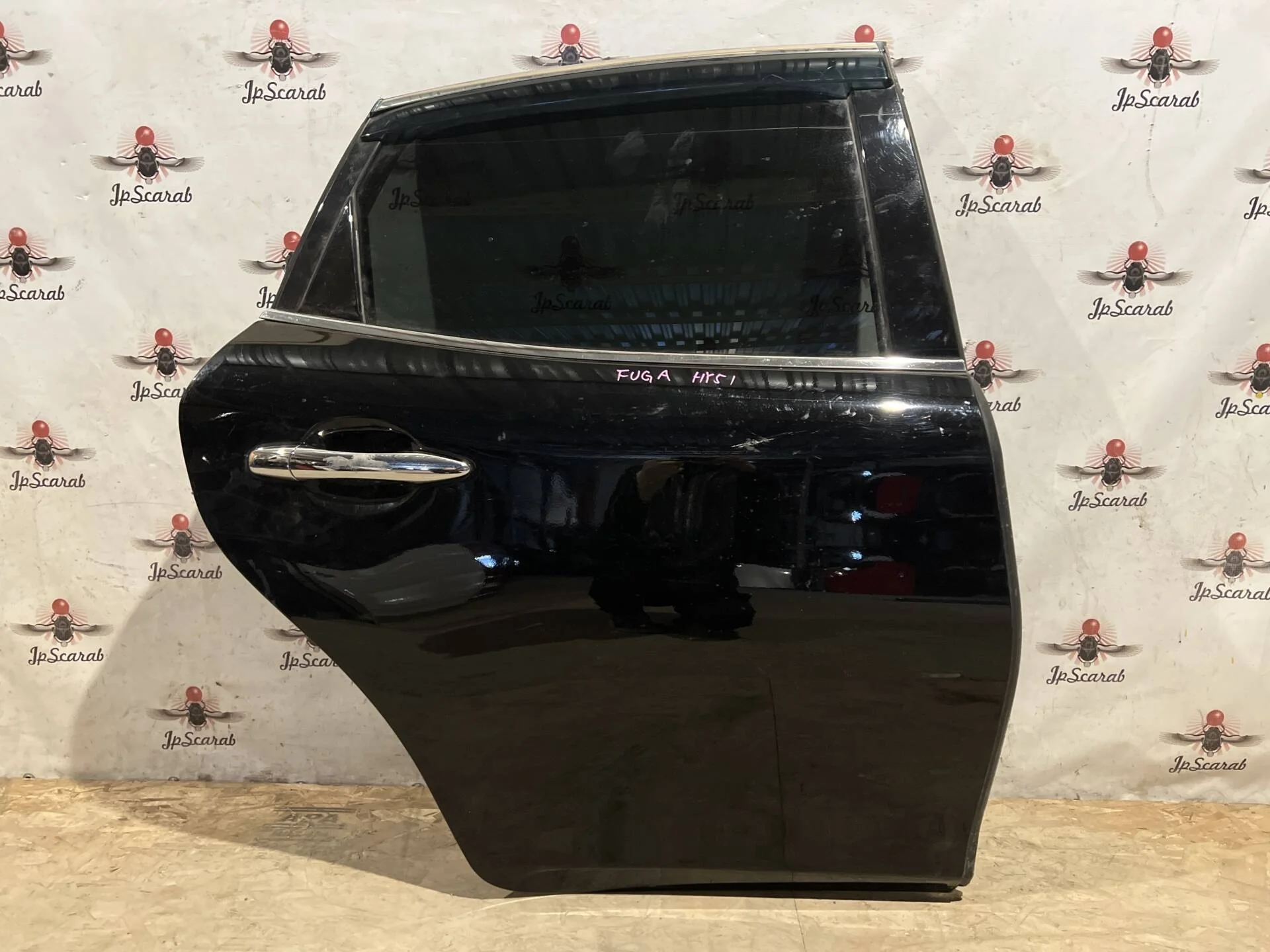 Дверь задняя правая Infiniti M37, Q70 Y51