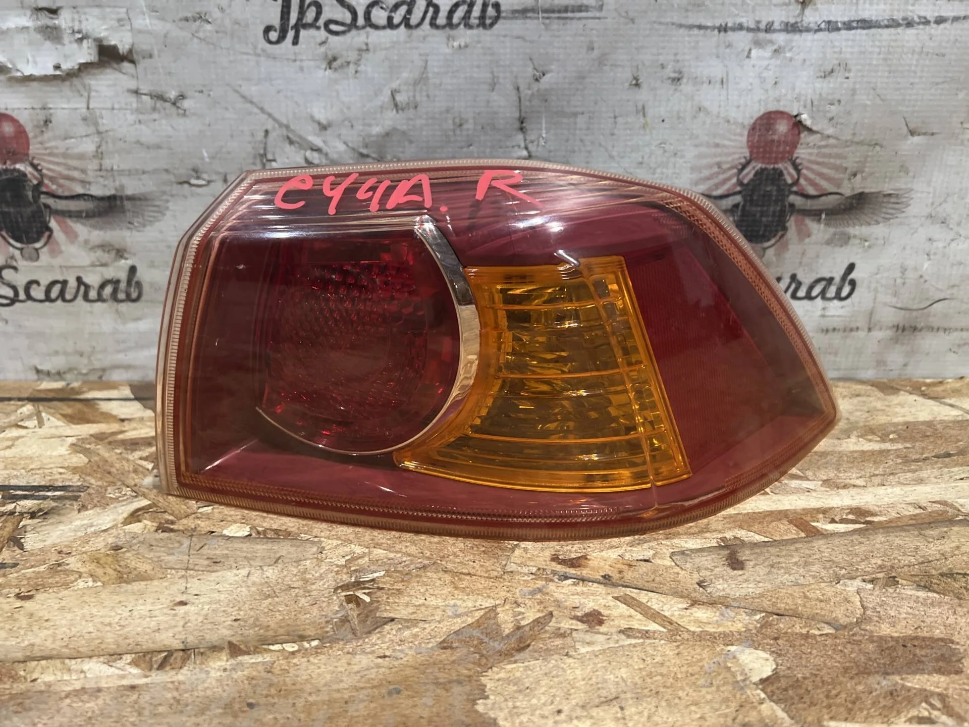 Фонарь задний правый Mitsubishi Lancer 10 CY