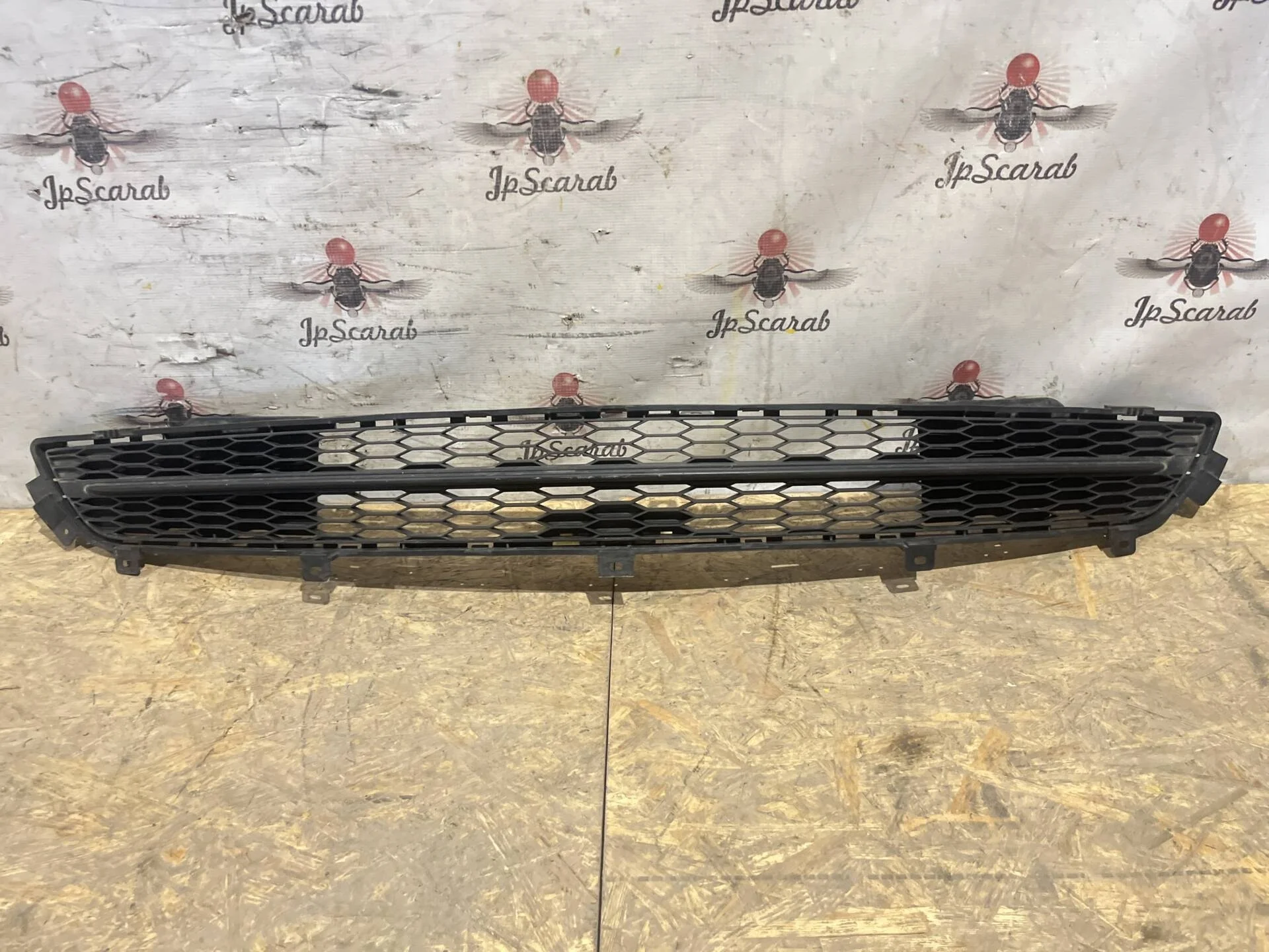 Решетка бампера нижняя Infiniti M37 Y51