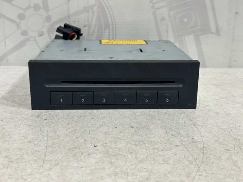 Cd-чейнджер Mercedes-benz 2007 W211