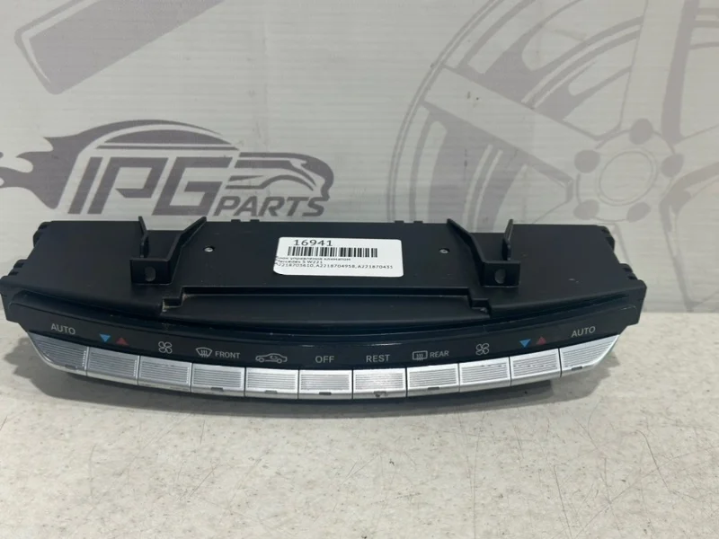 Блок управления климатом Mercedes-benz W221