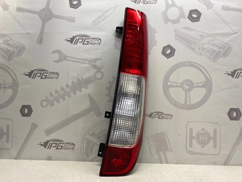 Фонарь задний правый Mercedes-benz Vito W639