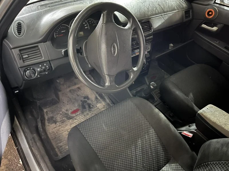 Продажа LADA Priora 1.6 (98Hp) (VAZ-21126) FWD MT по запчастям