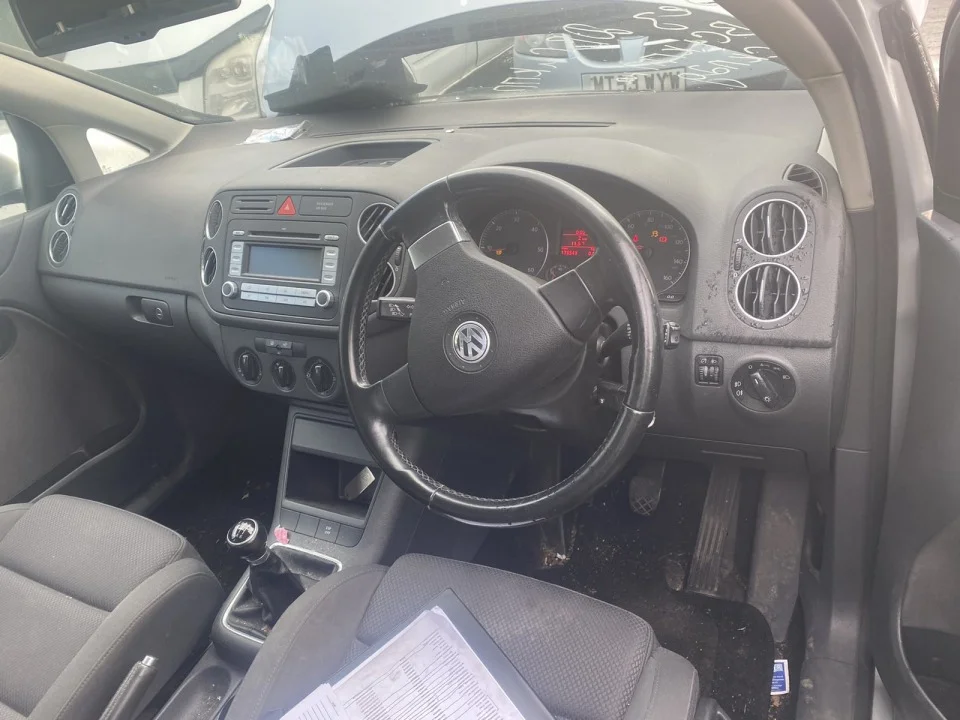 Продажа Volkswagen Golf Plus 1.6 (102Hp) (BSE) FWD AT по запчастям