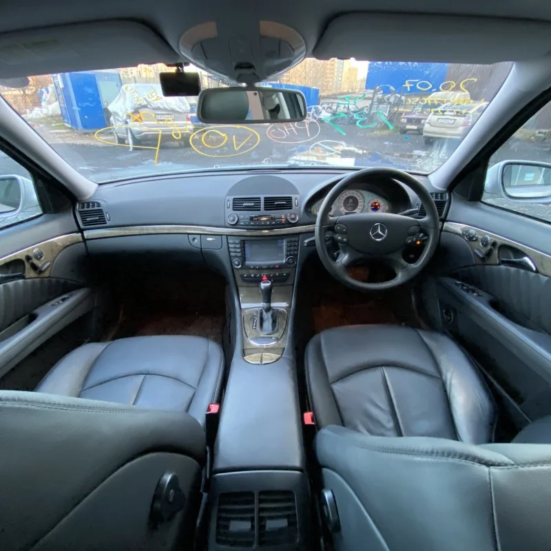 Продажа Mercedes-Benz E class 3.5 (272Hp) (272.964) RWD AT по запчастям