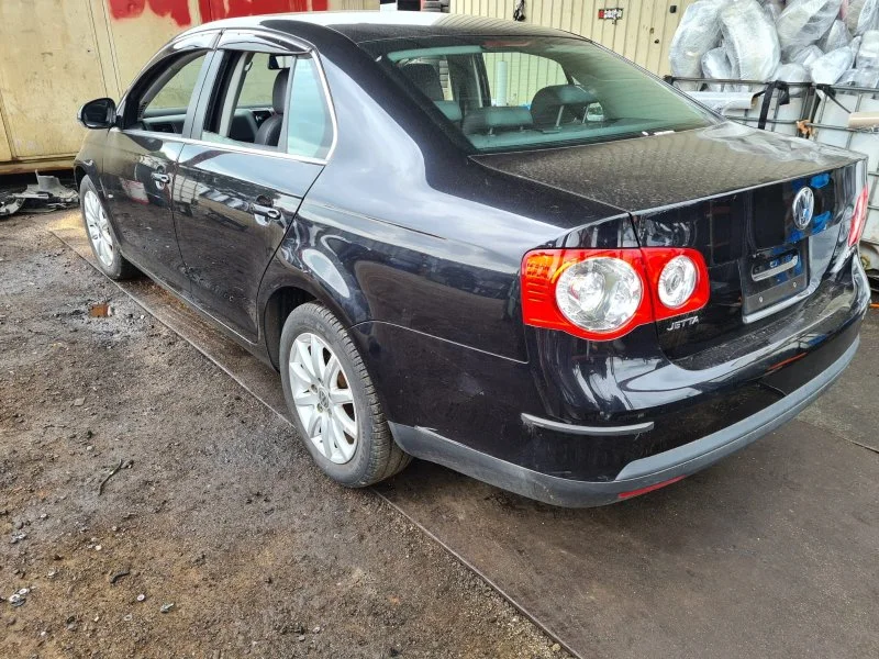 Продажа Volkswagen Jetta 1.6 (102Hp) (BSE) FWD AT по запчастям