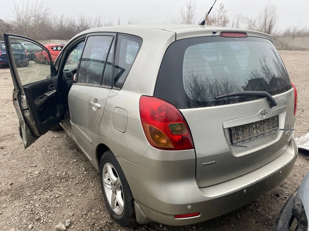 Продажа Toyota Corolla Verso 1.6 (110Hp) (3ZZ-FE) FWD MT по запчастям