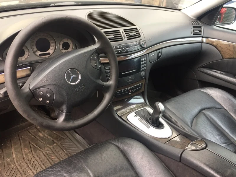 Продажа Mercedes-Benz E class 2.2D (150Hp) (646.961) RWD AT по запчастям