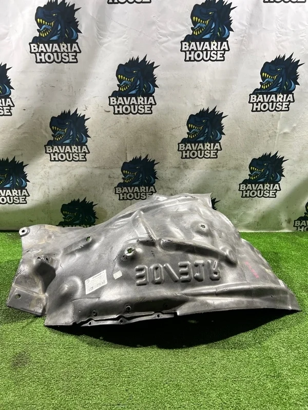 Подкрылок передний правый BMW 3 2012 51717260700 F30 N20B20B, задний