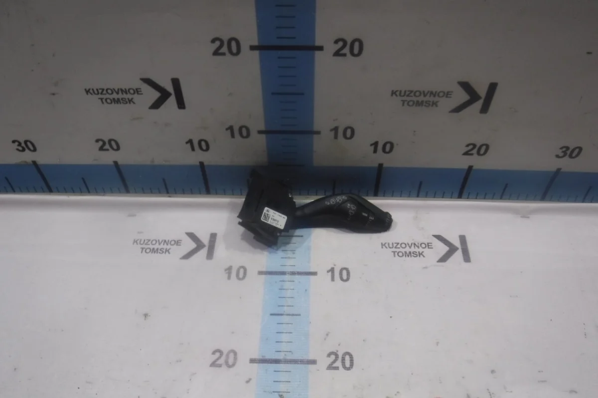 Переключатель подрулевой дворников Ford Focus 2015 CB8