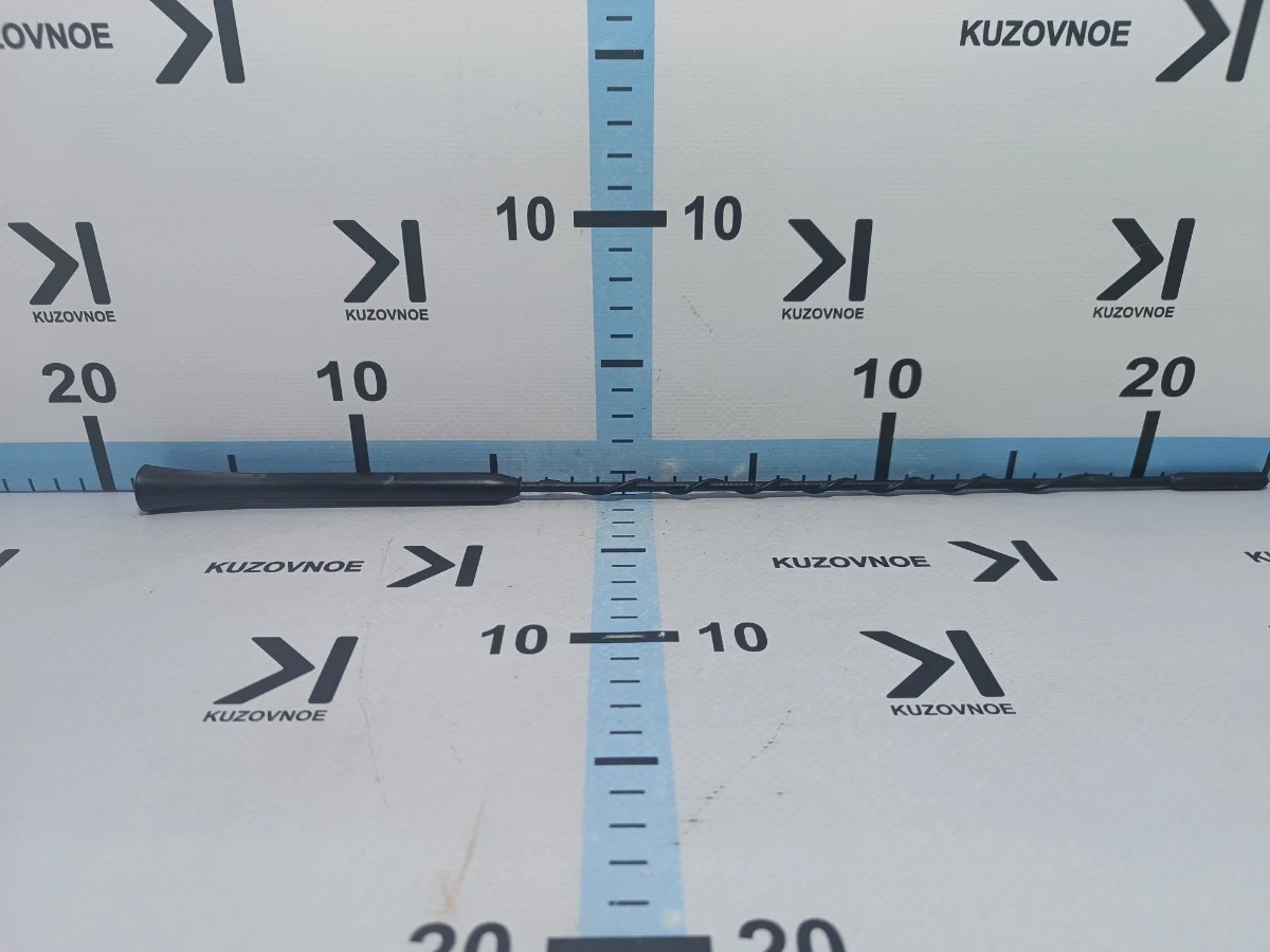 Антенна Ford Focus 2015 CB8