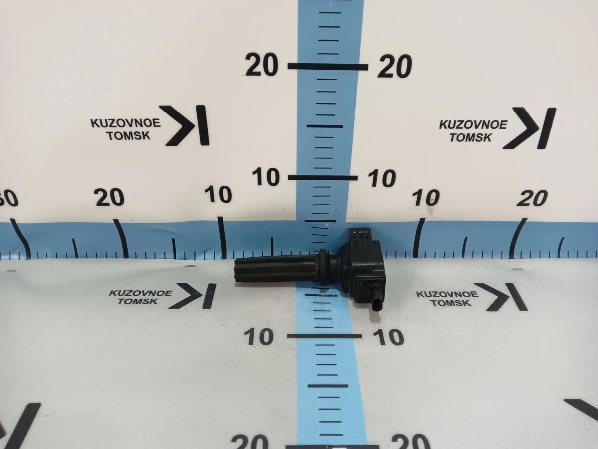 Катушка зажигания Ford Focus 2015 CB8