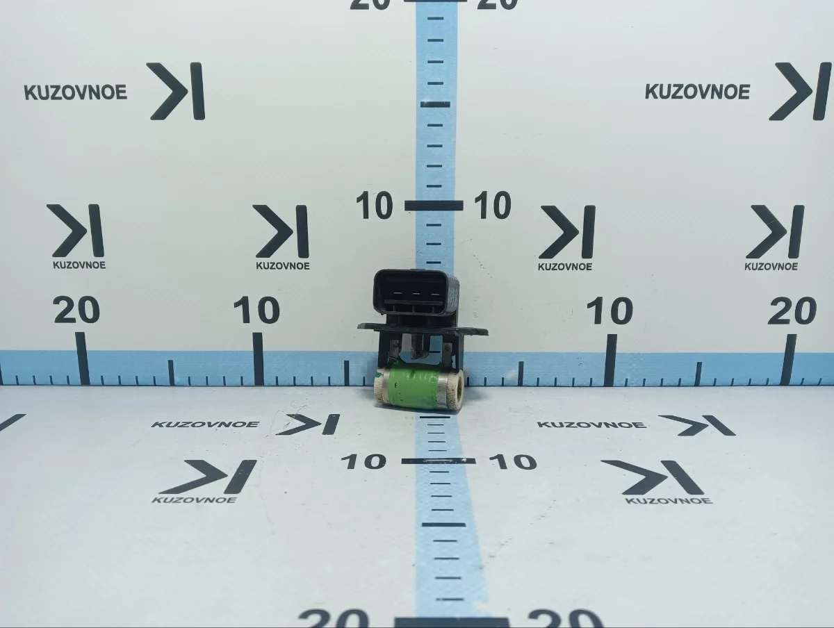 Резистор отопителя Hyundai Solaris 2014 RB