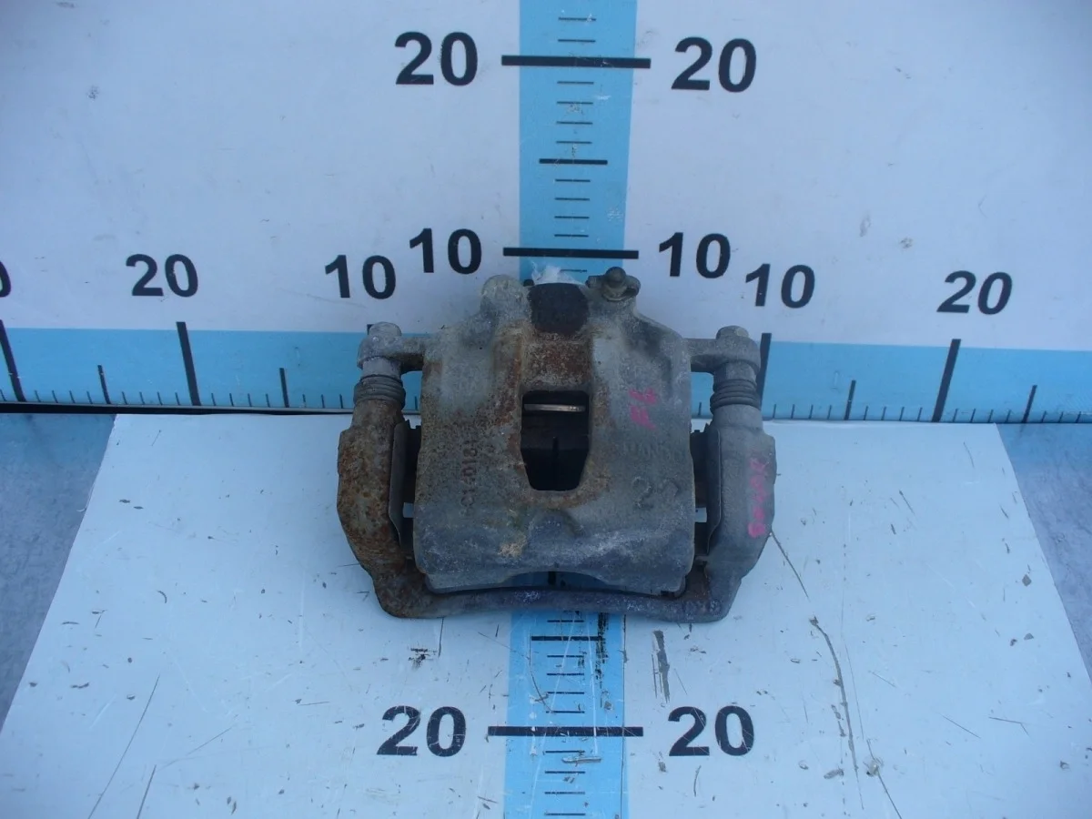 Суппорт Hyundai Solaris 2014 RB