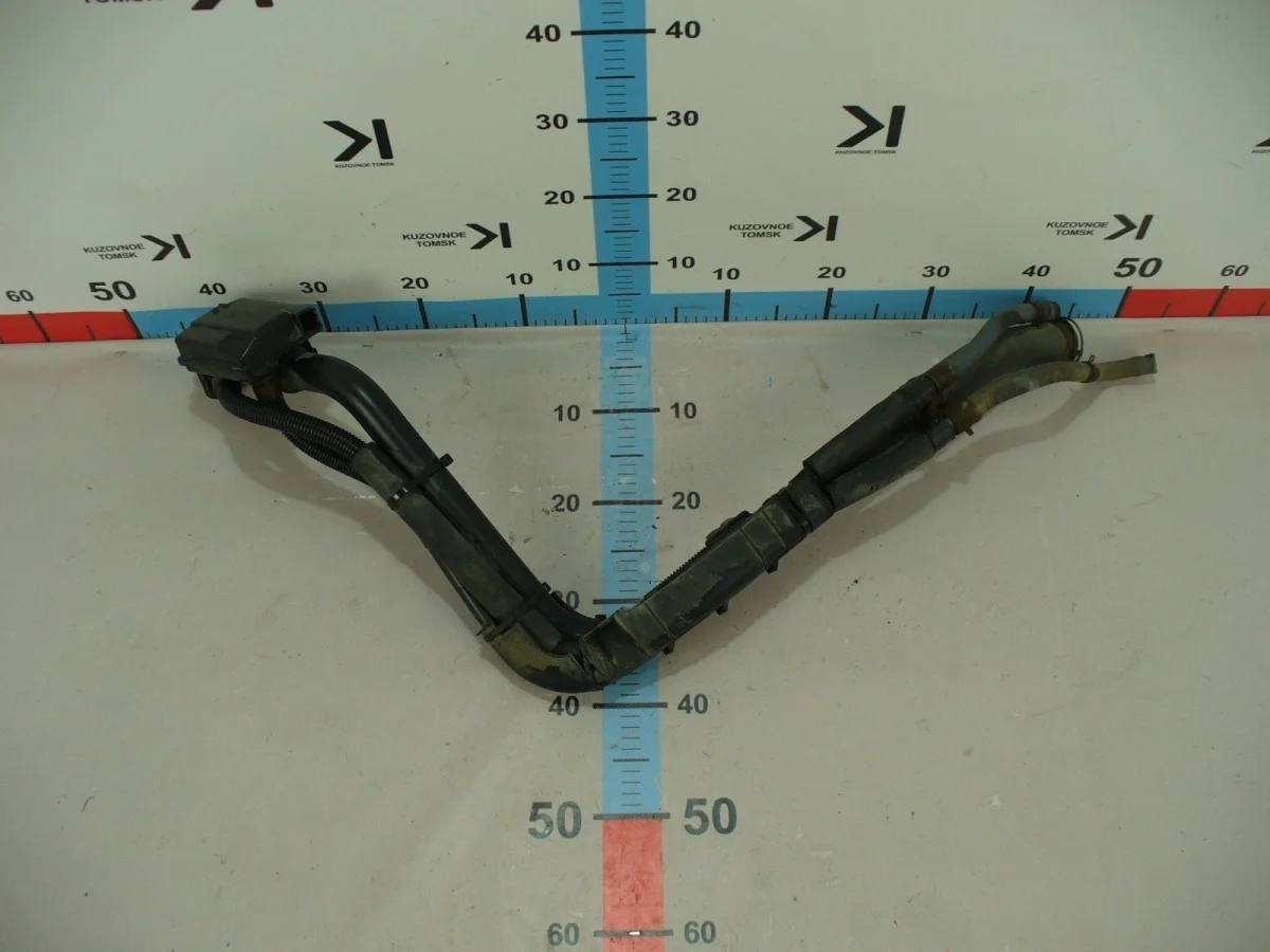 Горловина топливного бака Kia Rio 2011 JB