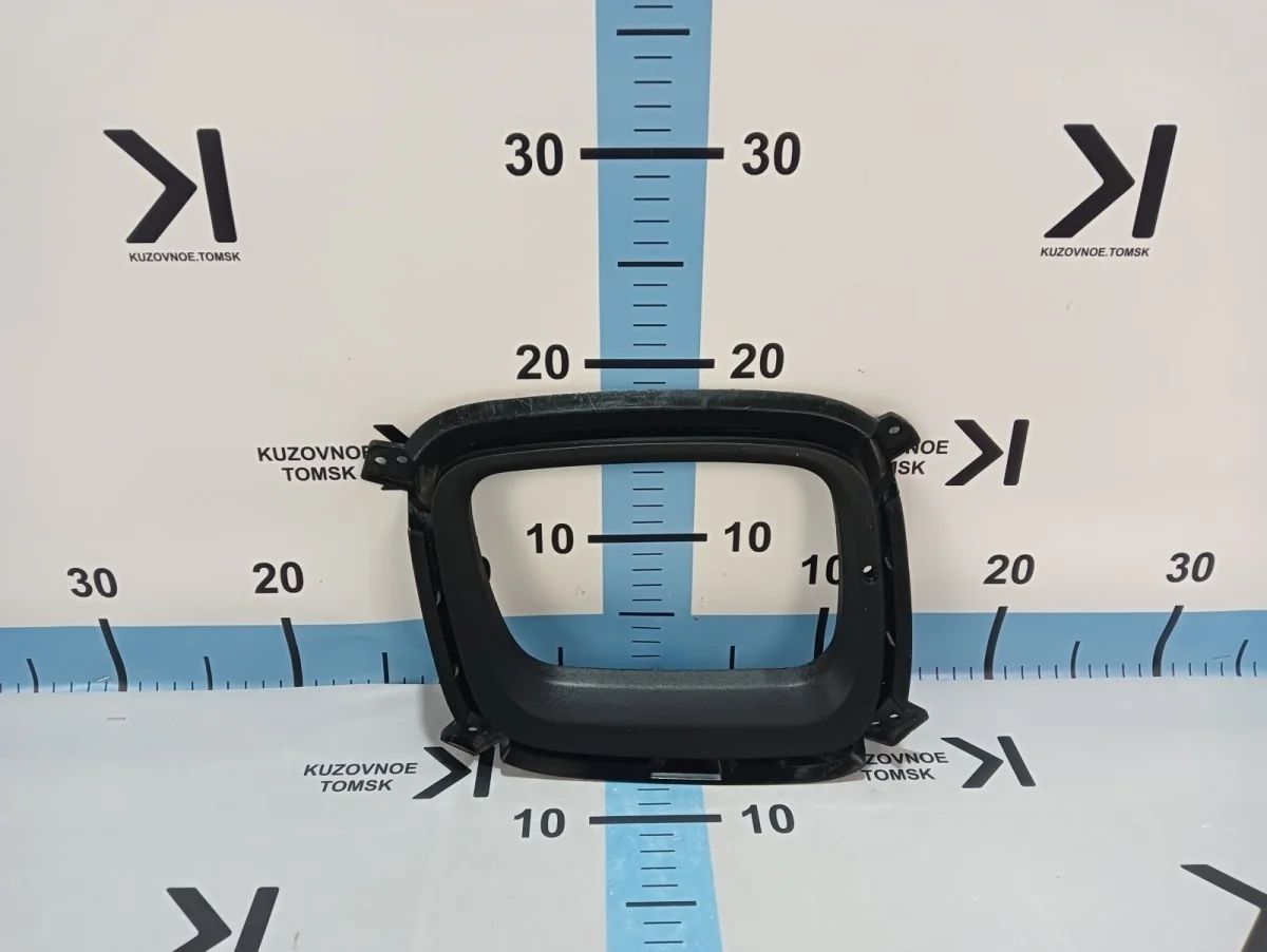 Оправа противотуманной фары Kia Sorento 2016 XM