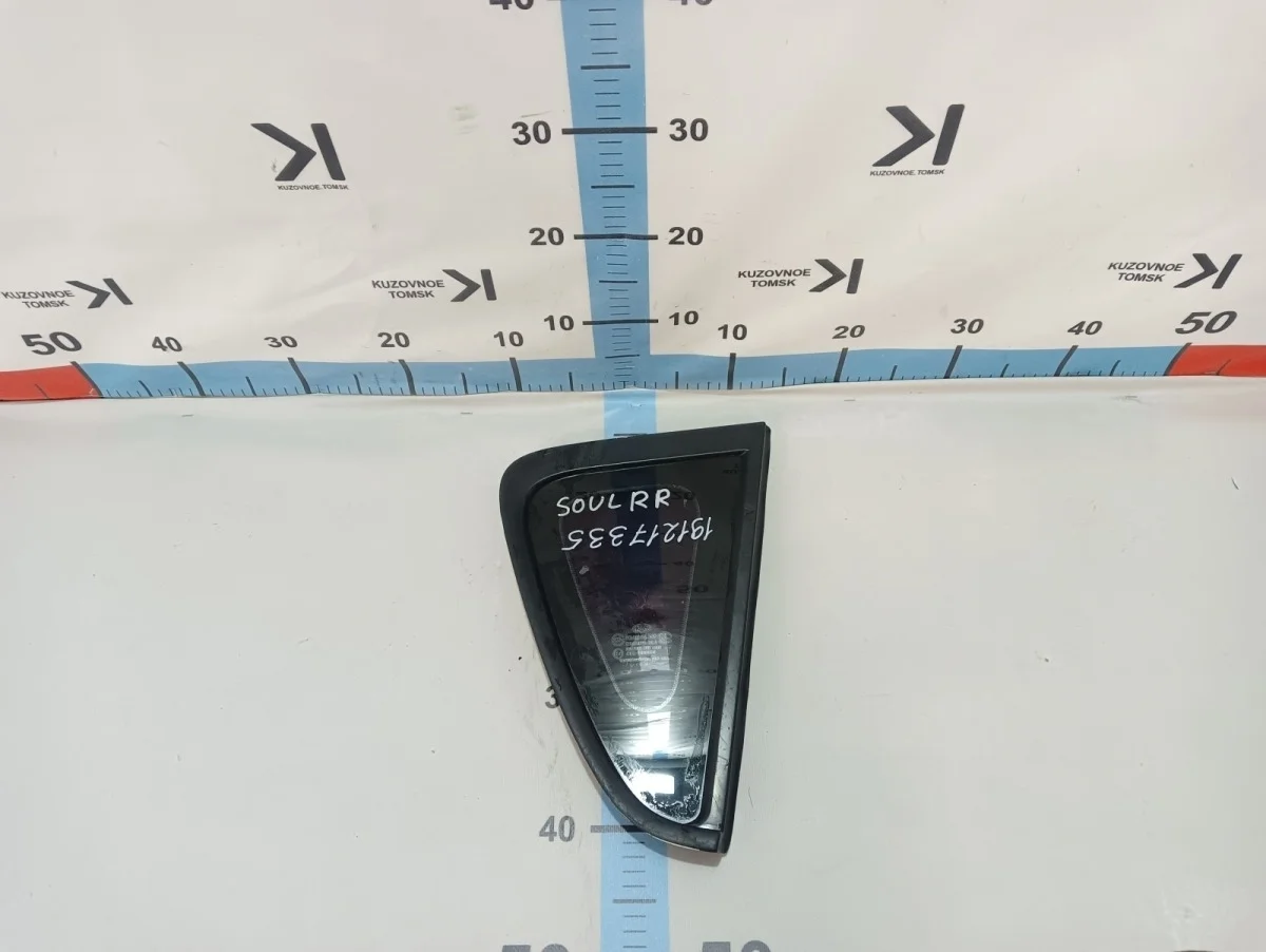 Форточка кузова Kia Soul 2008 AM