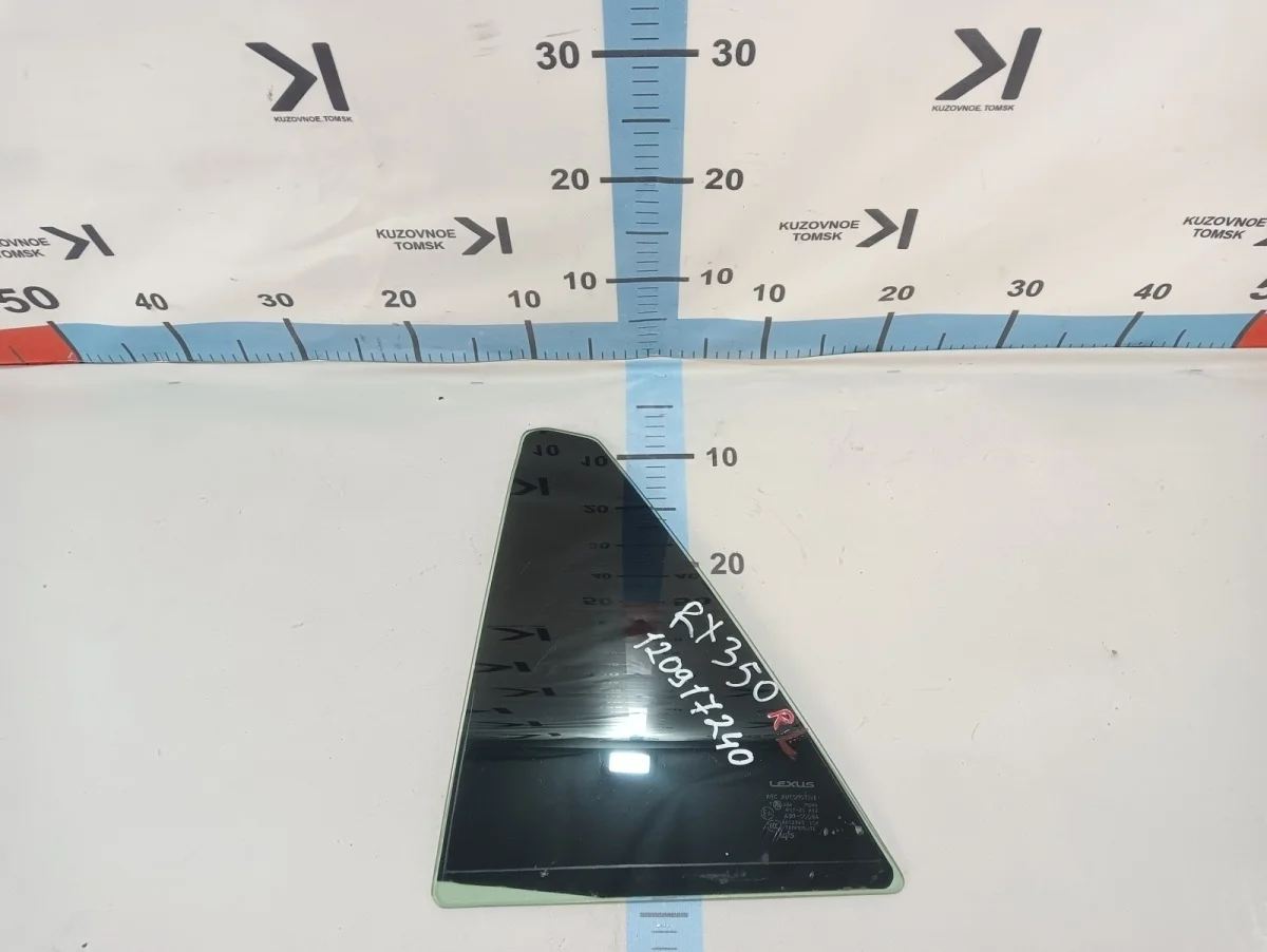 Форточка двери Lexus RX350 2008 XU30