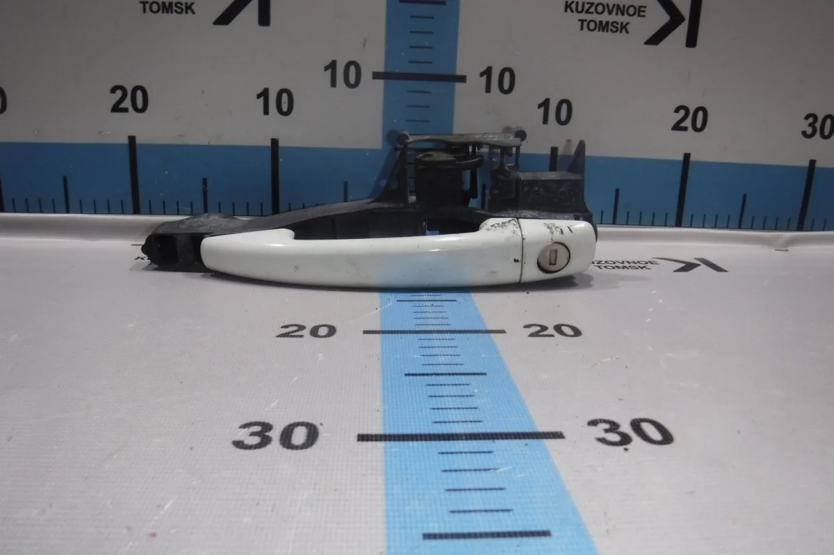 Ручка двери внешняя Peugeot 208 2013 CC