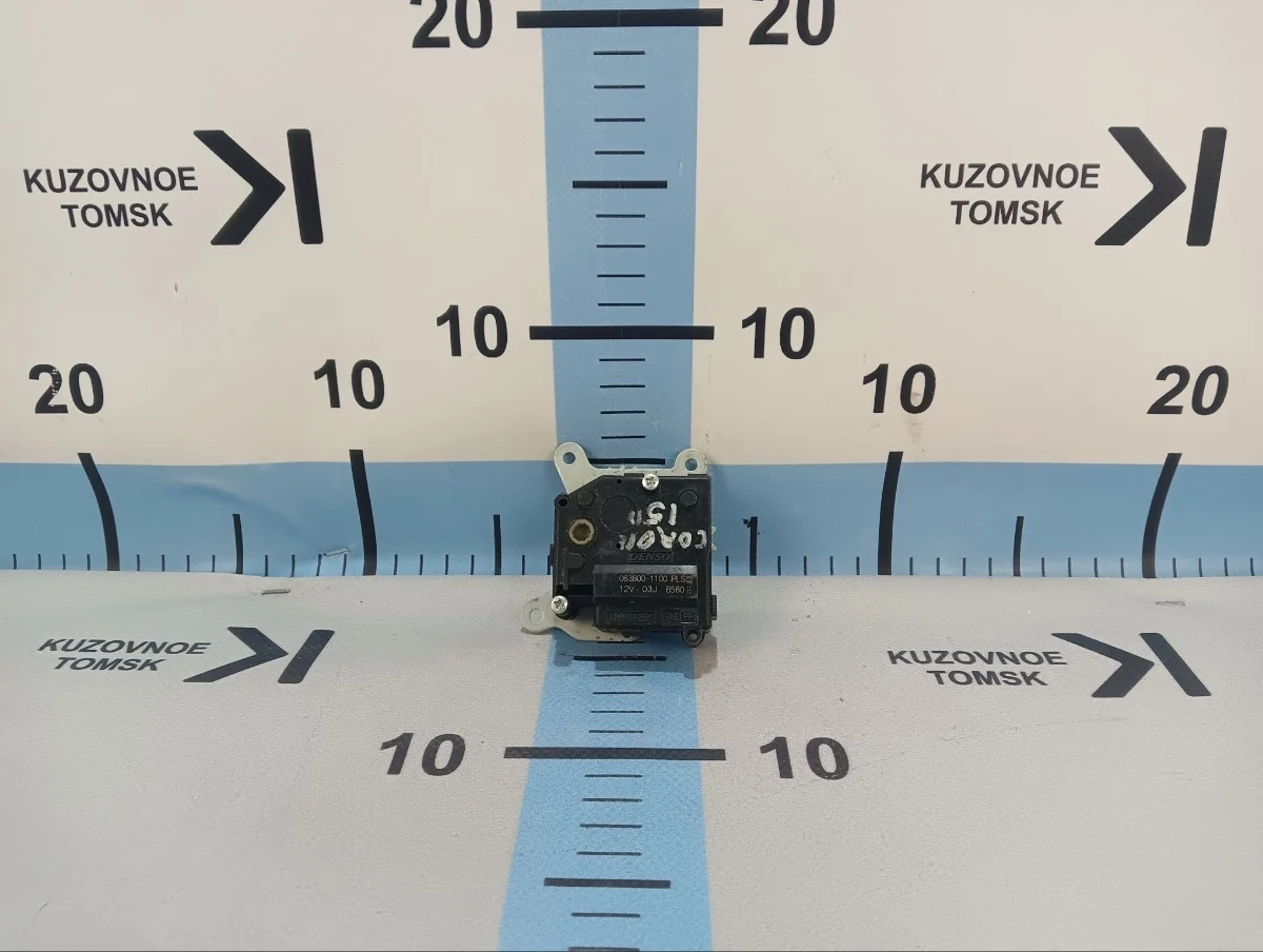 Моторчик заслонки отопителя Toyota Corolla 2011 E150