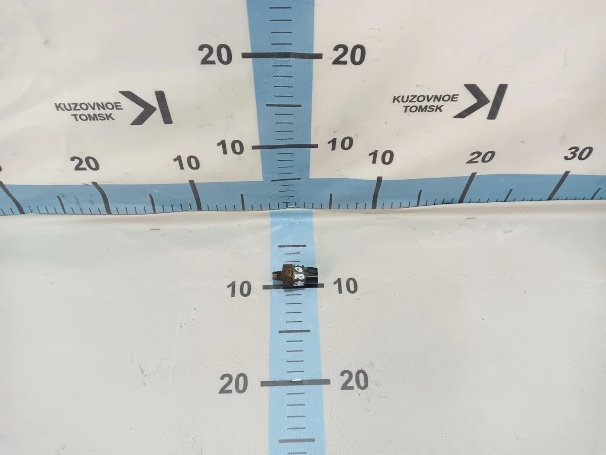 Датчик давления масла Toyota Corolla 2007 E150