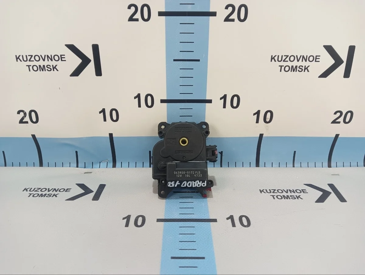 Моторчик заслонки отопителя Toyota Land Cruiser Prado 2009 J150