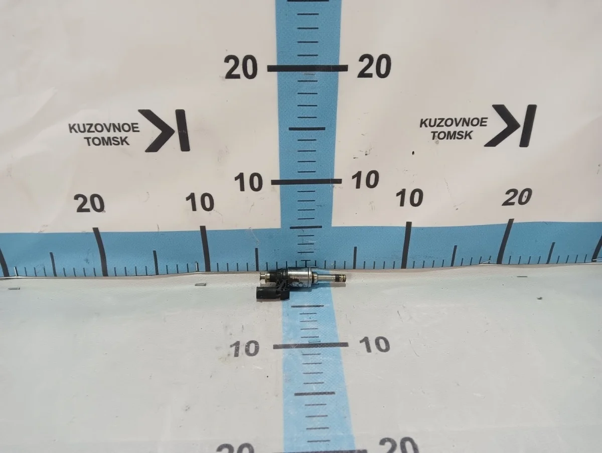 Форсунка топливная Volkswagen Tiguan 2018 Mk