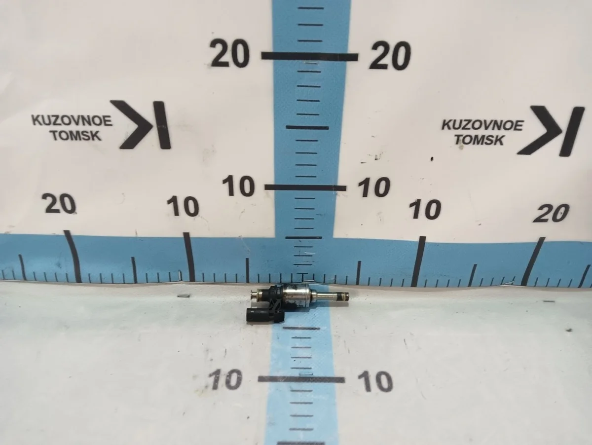 Форсунка топливная Volkswagen Tiguan 2018 Mk