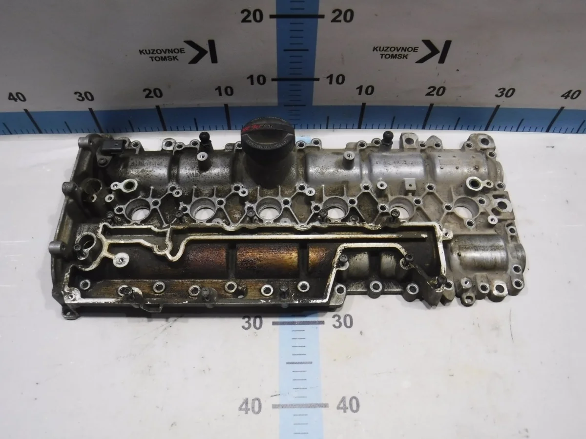 Крышка головки блока (клапанная) Volvo XC90 2009