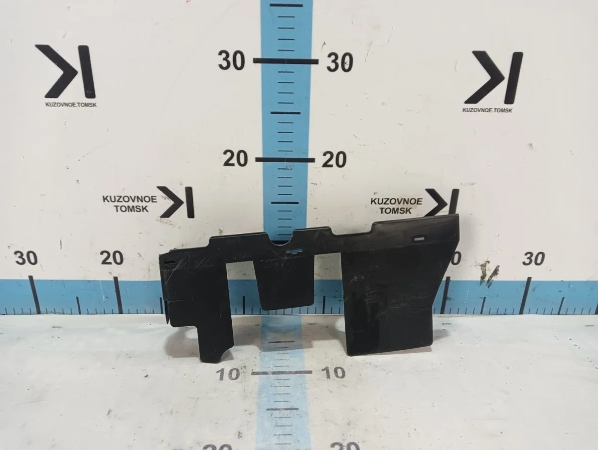 Дефлектор радиатора Skoda Fabia 2007-2015 Mk2