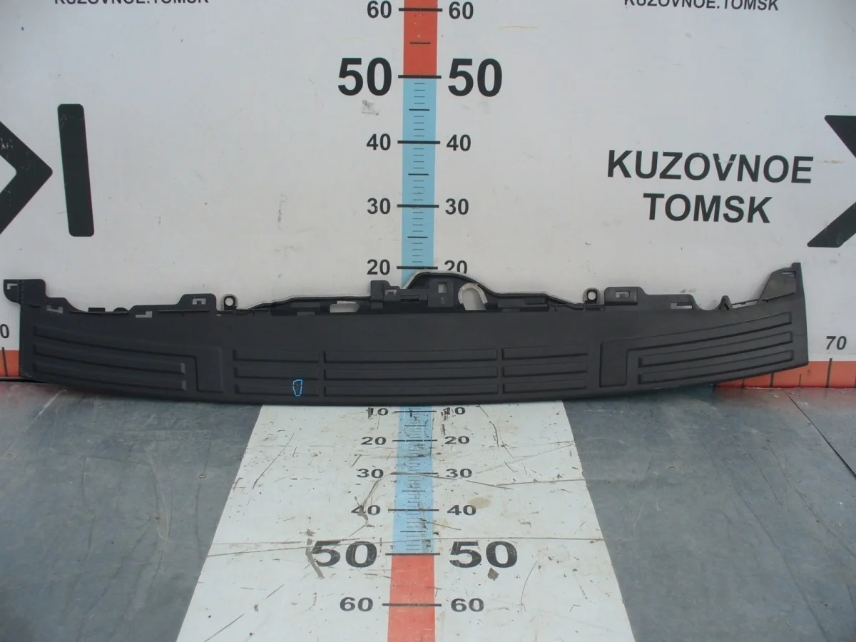 Накладка бампера Toyota Land Cruiser Prado 2009-2023 J150