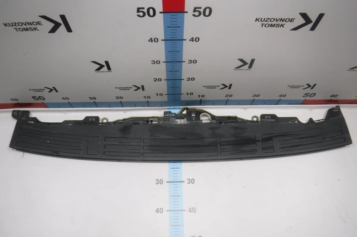 Накладка бампера Toyota Land Cruiser Prado 2009-2023 J150