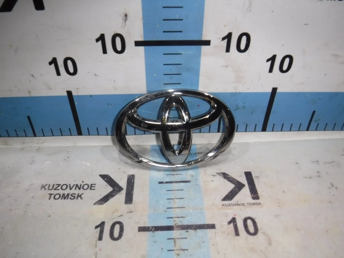 Эмблема Toyota Rav4 2013-2019 XA40