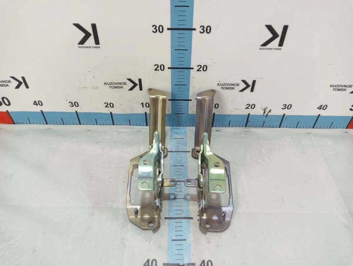 Петля капота Kia Sorento 2009-2021 XM